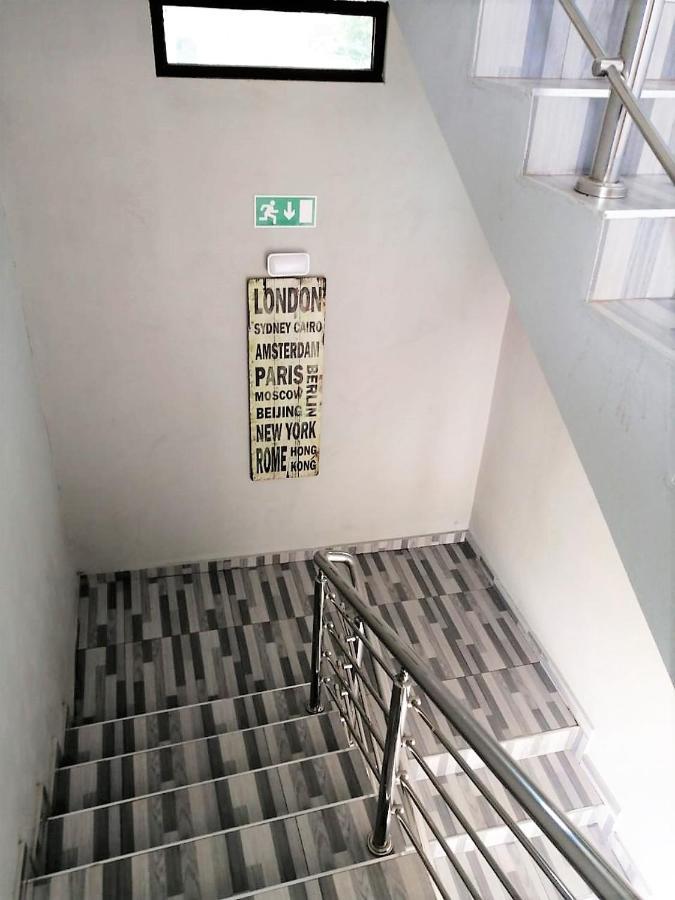 40 40 Accommodation Matola Luaran gambar