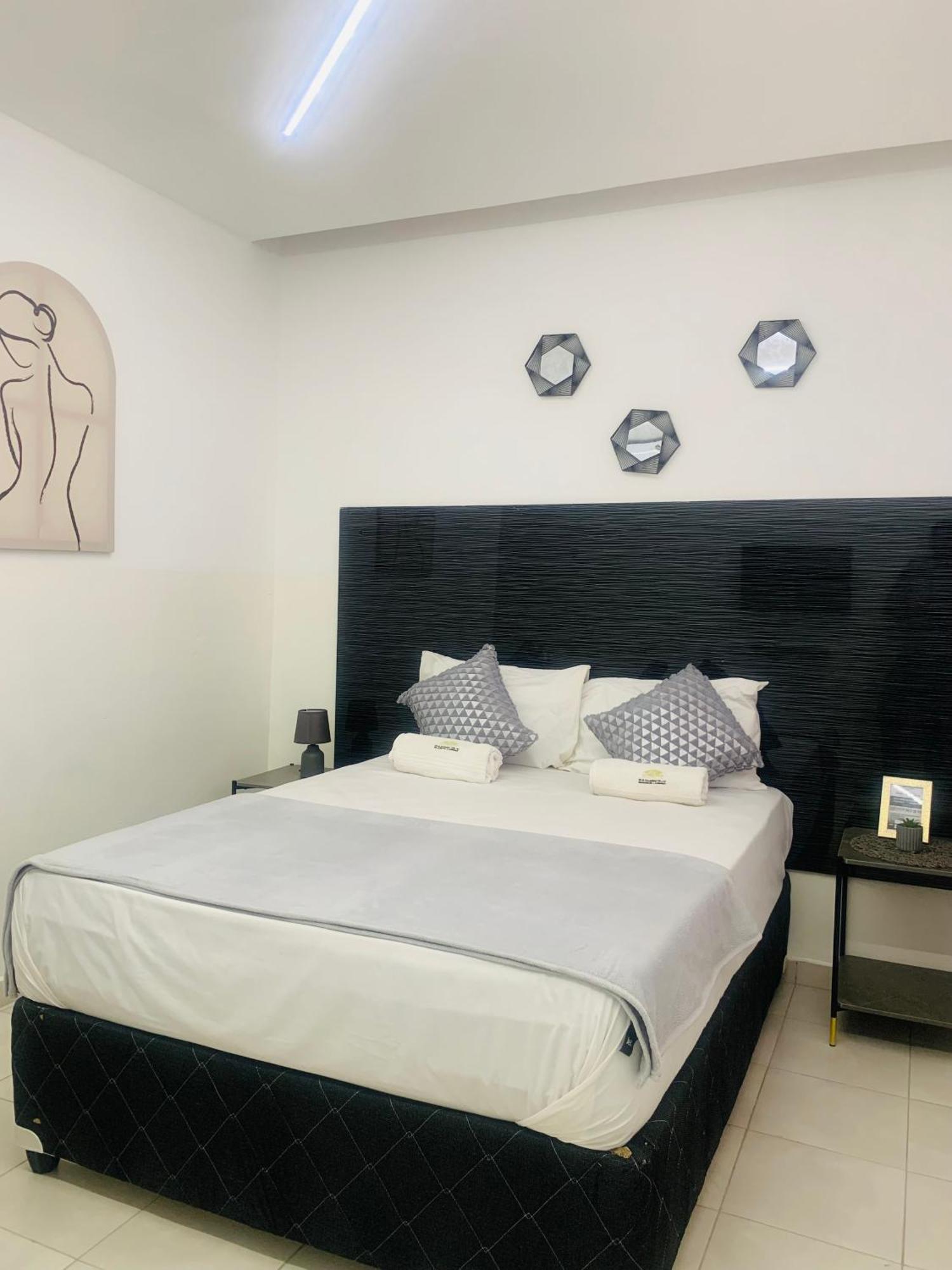 40 40 Accommodation Matola Luaran gambar